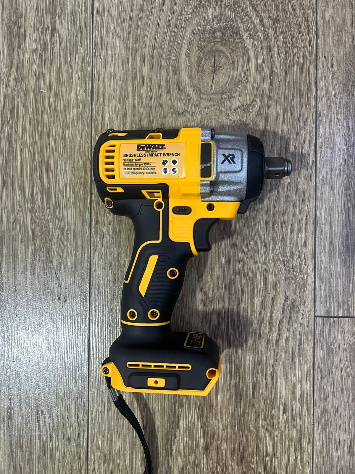 Miniatura 2 de LLAVE IMPACTO 128V CON MANDRIL DW (I)